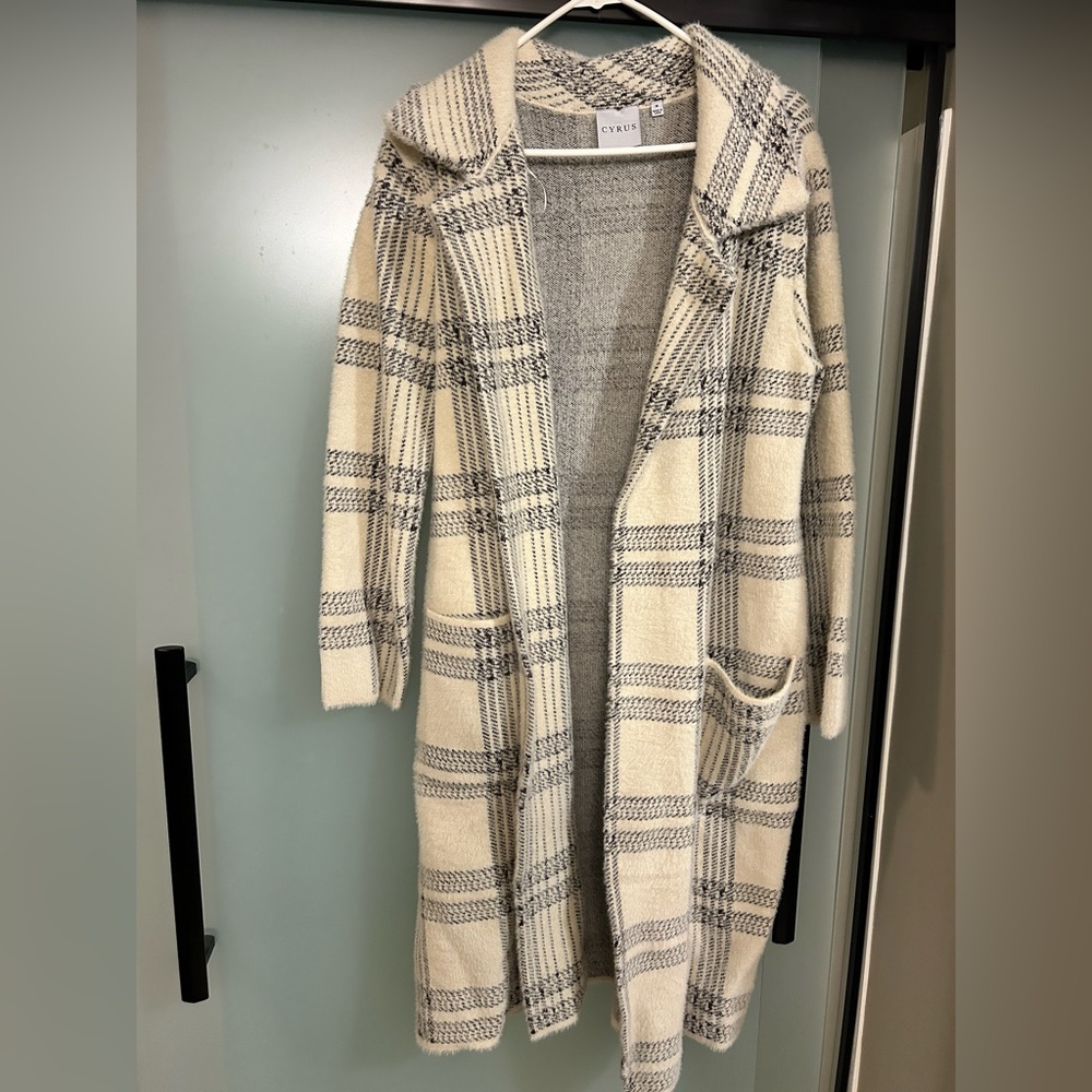 Women’s Cyrus sweater jacket